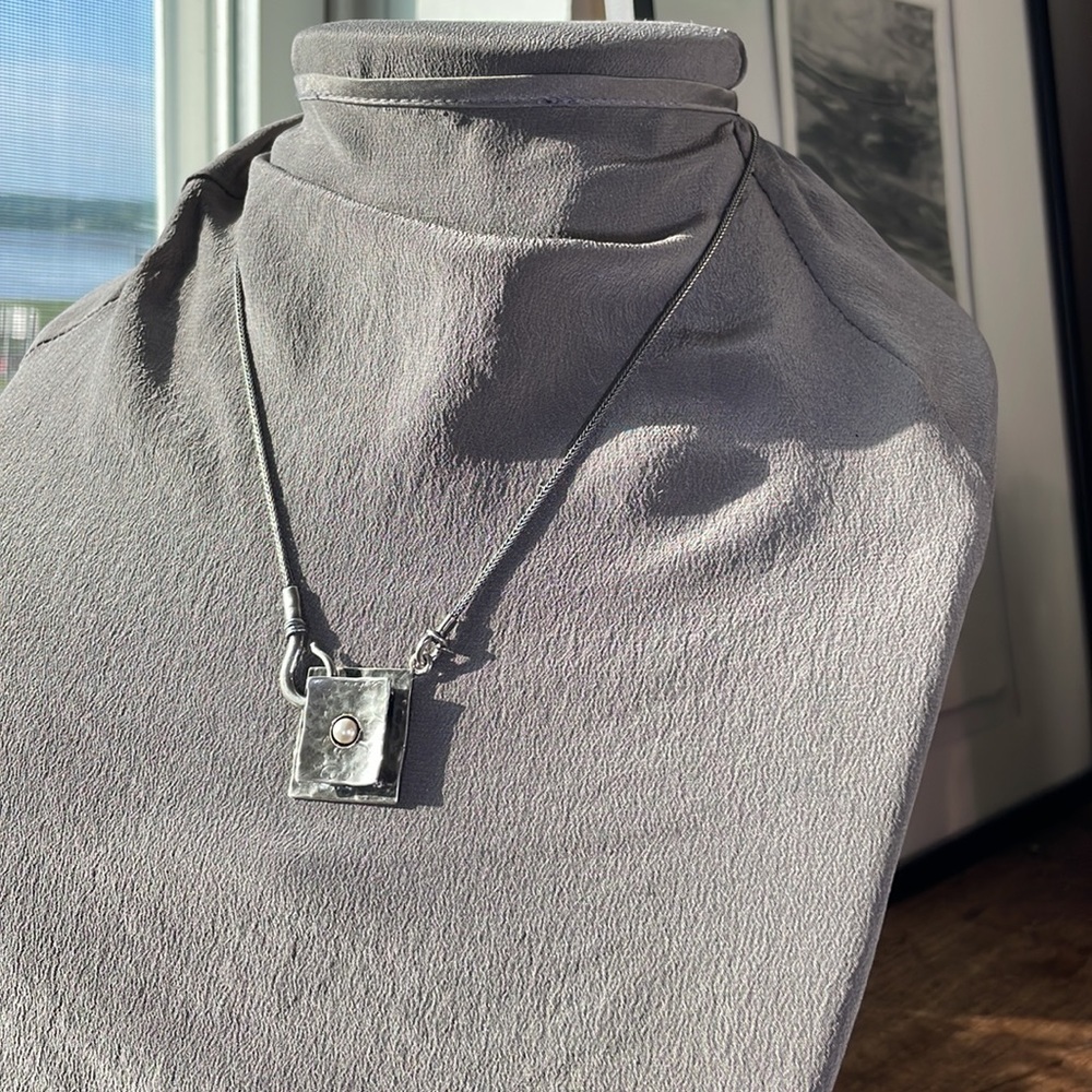 SILPADA x DIDAE Vintage Sterling & Pearl Brutalist / Modernist Hook Clasp - Picture 9 of 16